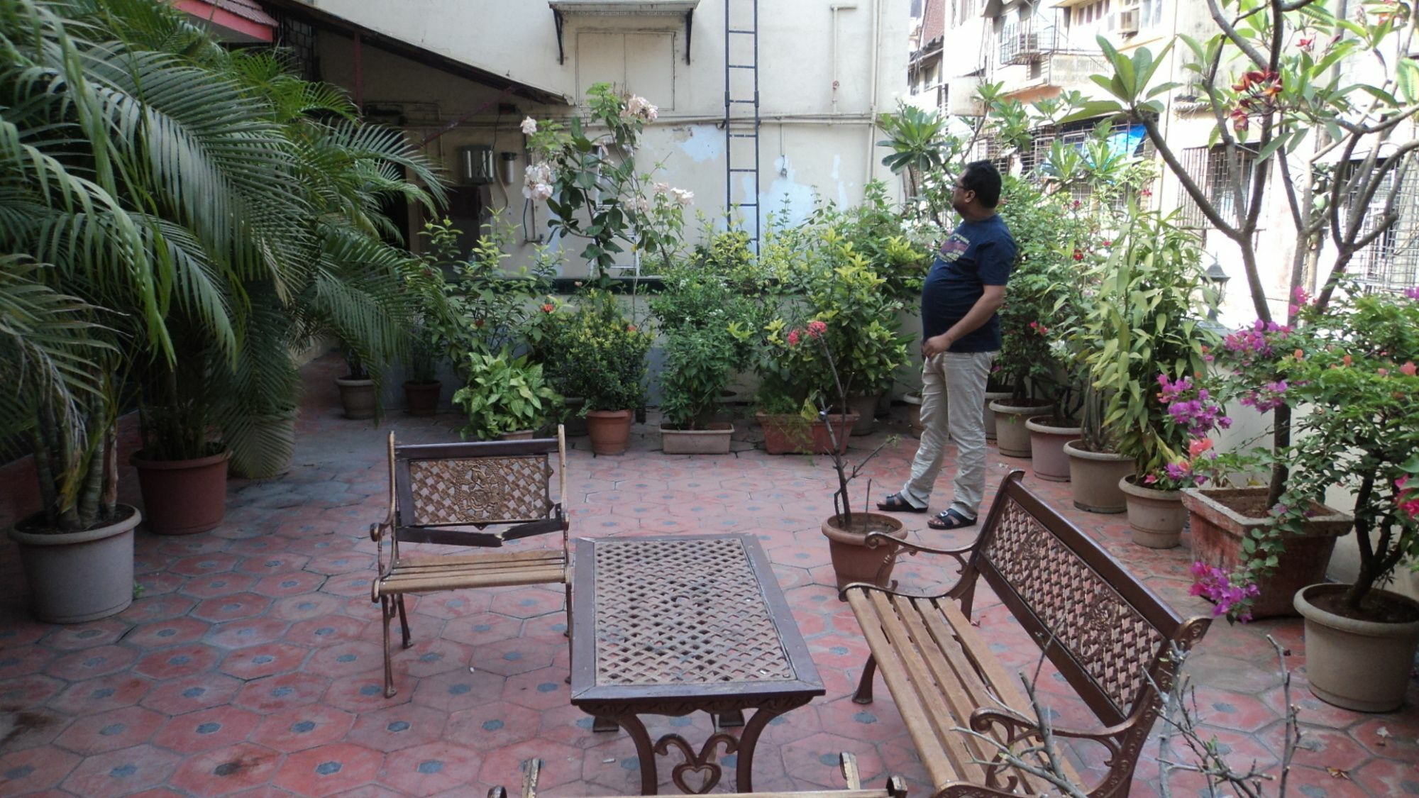 Benazeer Hotel Βομβάη Εξωτερικό φωτογραφία
